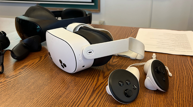 Some of the Meta Quest headsets used in Dr. Simôes's instruction.