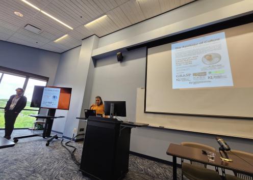 Keynote speaker Dr. Mario Rufer and Professor Araceli Masterson-Algar